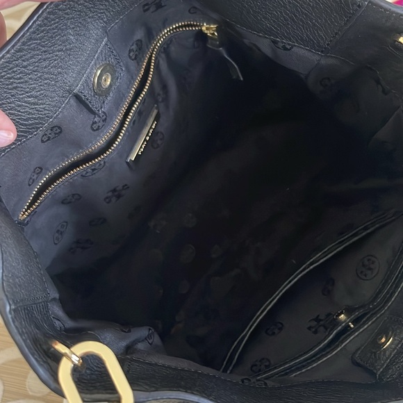 Tory Burch Leather Shoulder bag - Picture 4 of 9